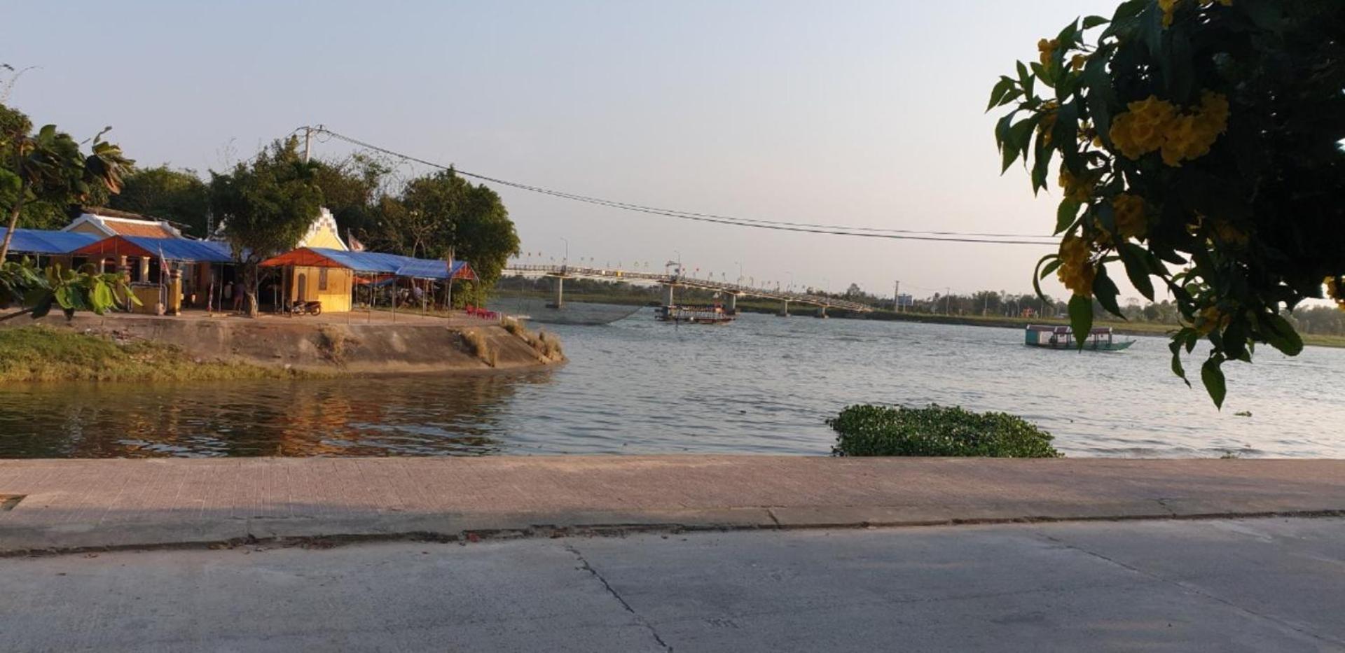 Hoa Vang Riverside Villa Хойан Экстерьер фото